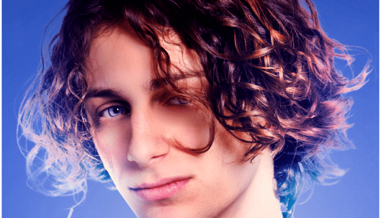 Milano, Karma è il suo singolo dal sapore estivo