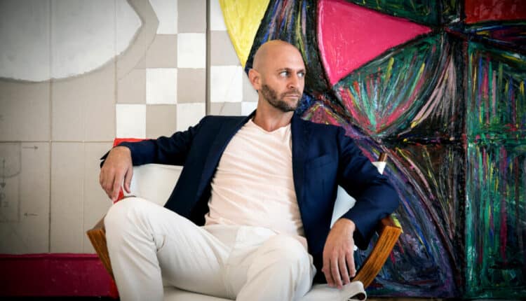 Milano, Cesare Catania continua a stupire.