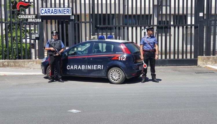 Lentini (Siracusa), arrestati 4 soggetti per furto in una scuola
