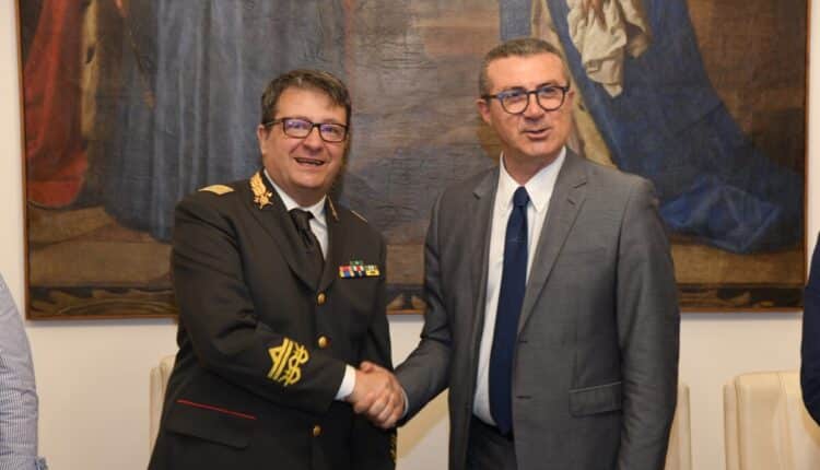 Sicilia, incendi estivi, convenzione Regione-Vigili del fuoco