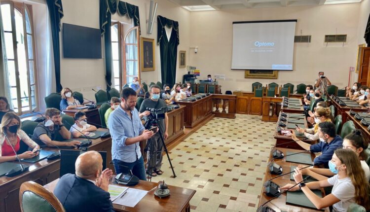 Grosseto, ragazzi delle scuole medie contro il cyberbullismo
