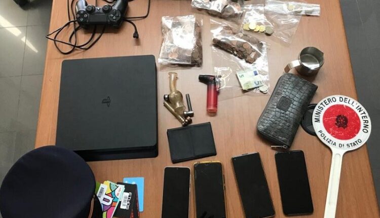 Frosinone, strappi di borse e rapine: 3 arrestati