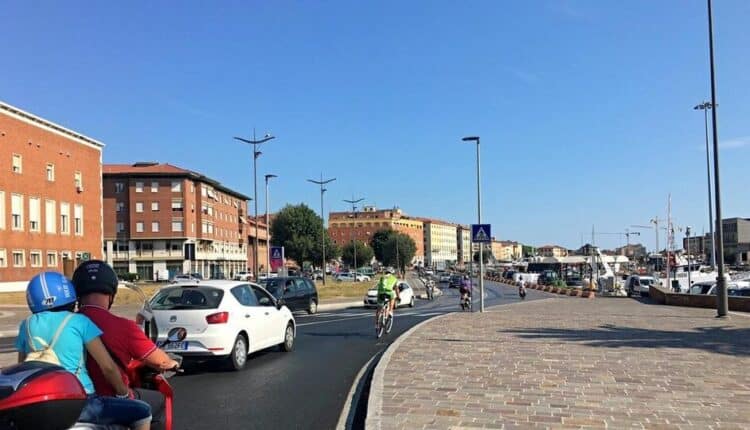 Livorno, Piazza del Pamiglione è diventata piazza “Italo Piccini”.