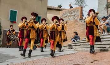 Lucignano, Maggiolata lucignanese verso il gran finale