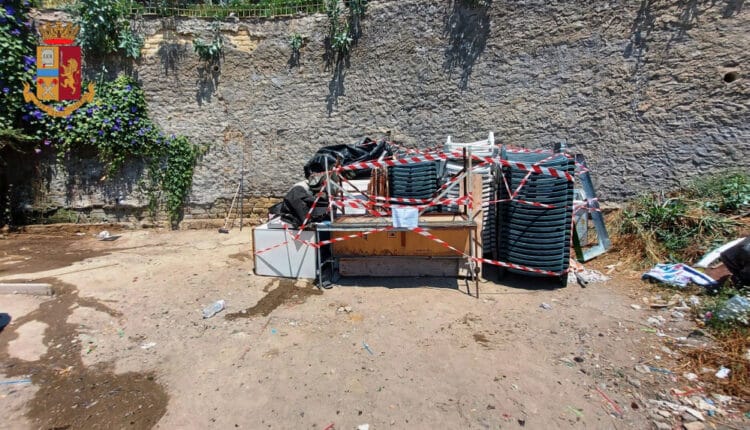 Napoli, allestito lido abusivo a Marechiaro: sgomberato