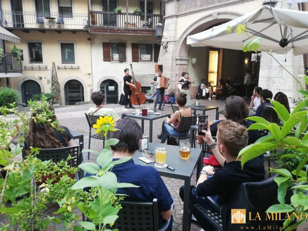 Trento, "Arte in bottega": la città diventa palcoscenico