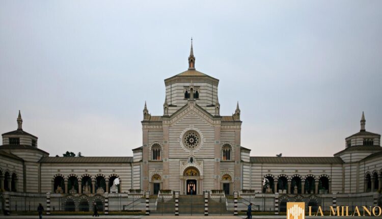 Cimitero_Monumentale_di_Milano_nella_sua_vista_esterna_frontale