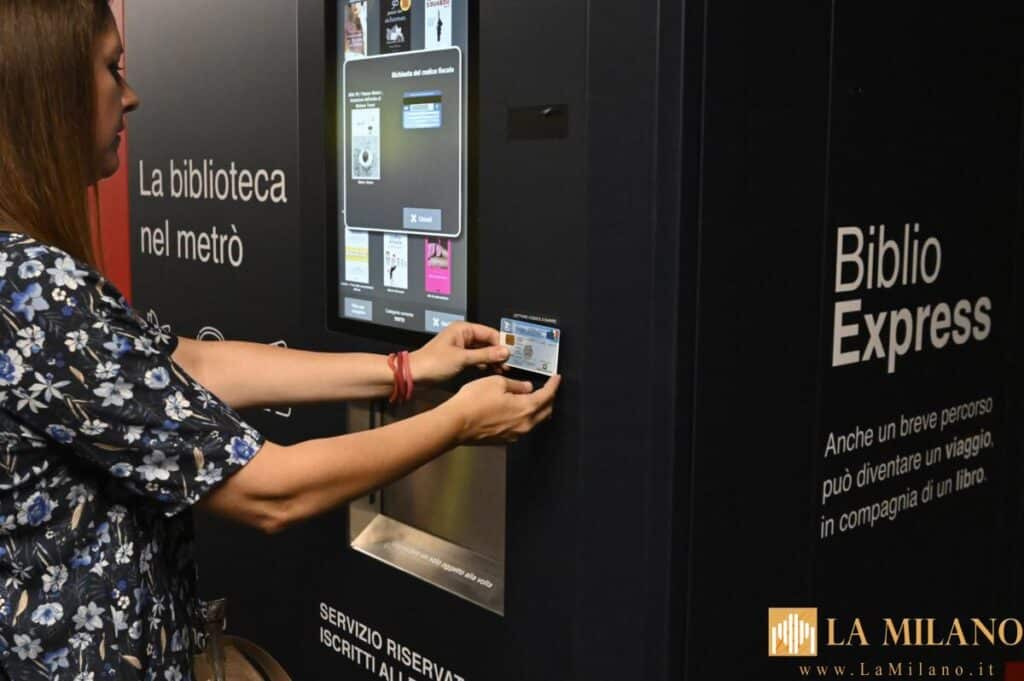 Milano, arriva la prima smart library nel metrò