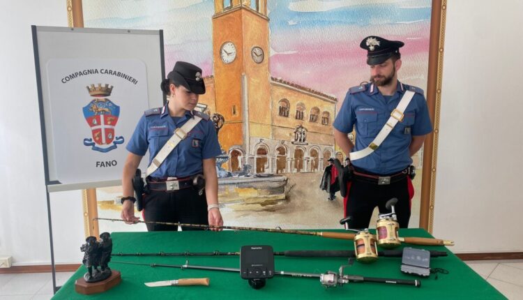 Fano, furti e vandalismo alla Darsena Borghese: due denunce