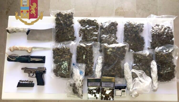 foto sequestro MARIJUANA e ALTRO