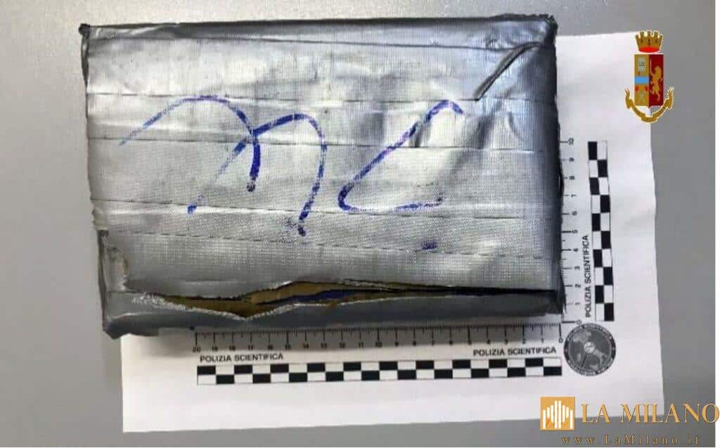 Trapani, 1kg di cocaina nel vano del bagagliaio: arrestato