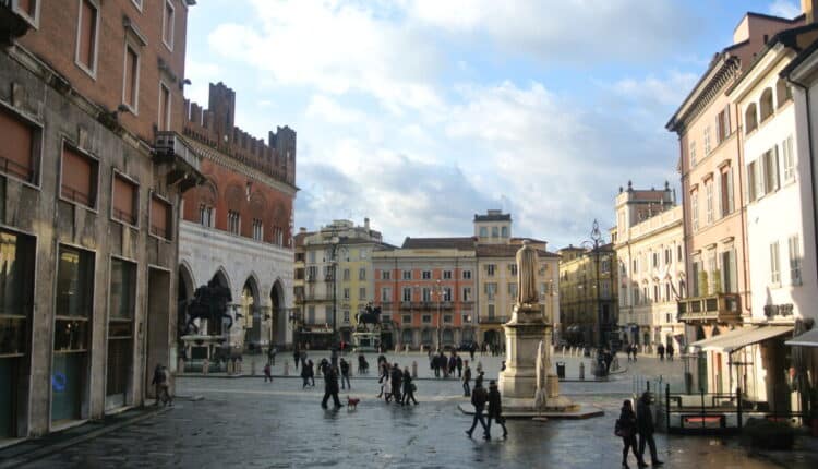 Piazza_dei_Cavalli_Piacenza