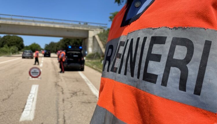 9 ottobre Talana Bomba carta nei pressi di un'abitazione denunciati due giovani