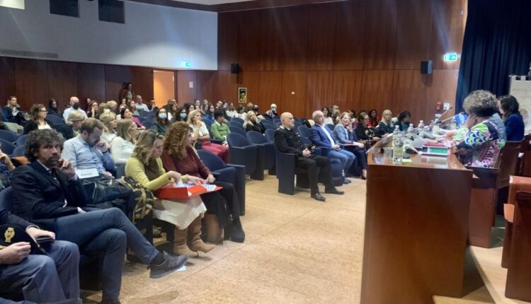 Verona, firmato il protocollo sul contrasto alla violenza di genere