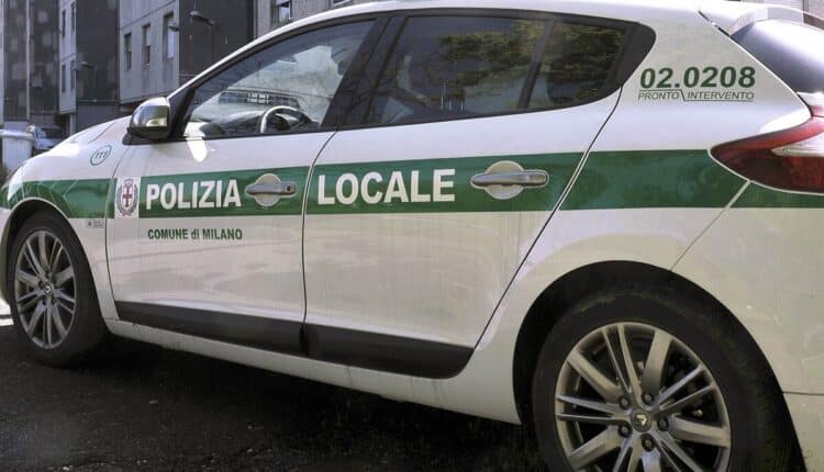 Milano, sventato un furto in una gioielleria in Corso Garibaldi