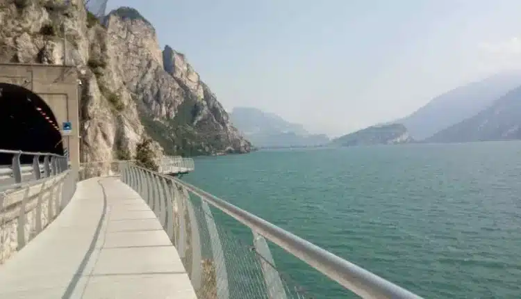 Malcesine (VR), accordo per il tratto della Ciclovia del Garda