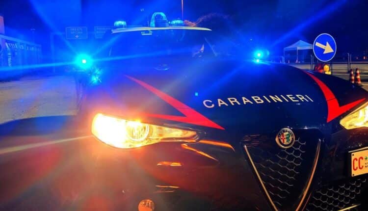 Trieste, ladro di rame in fuga cerca di elemosinare la libertà fingendo uno scambio di persona