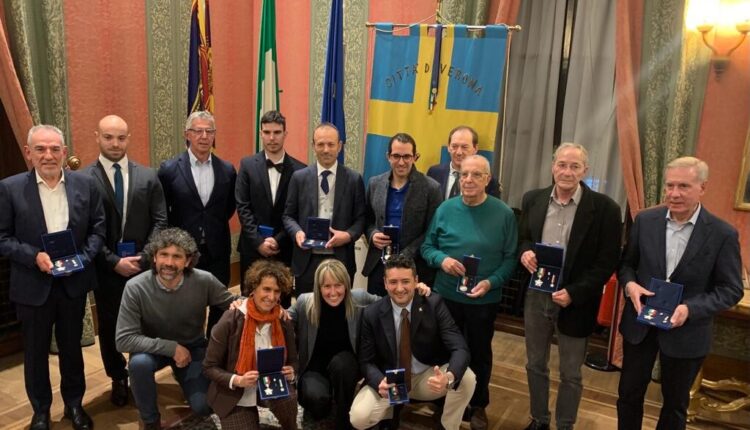 Verona, il sindaco Damiano Tommasi premia i campioni veronesi