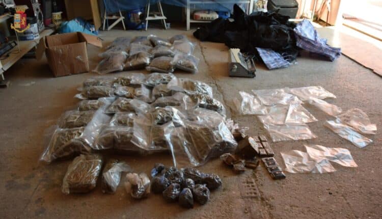 Rimini, la Polizia di Stato arresta due uomini per detenzione di oltre 40 kg di marijuana