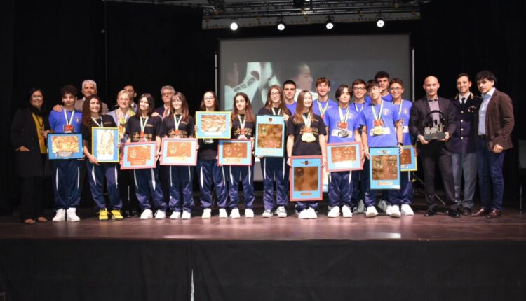 San Vito dei Normanni (BR), premiati i campioni di Ju Jitsu