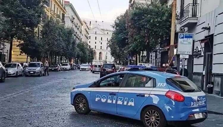Torre del Greco (NA), denunciato un uomo sorpreso con la droga in casa