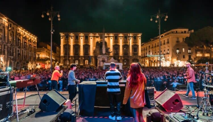 Catania, stasera concerto di fine anno con la cantante Giusy Ferreri e tanti altri in piazza Duomo.