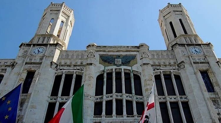 Cagliari, diritto alla bigenitorialità: il Comune si impegna a riconoscere i diritti di entrambi i genitori verso i minori