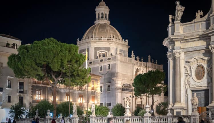 Catania, arriva l'illuminazione per diversi siti monumentali del barocco etneo