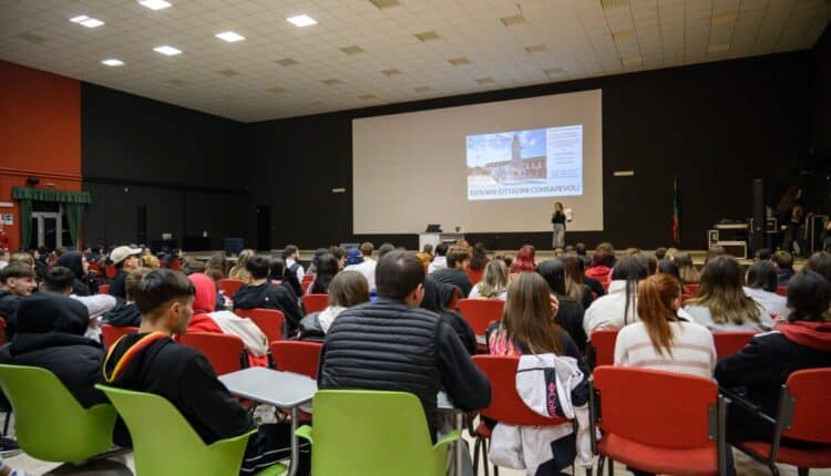 Latina, “Giovani cittadini consapevoli”, avvio con successo per il progetto di cittadinanza