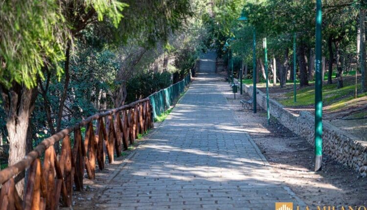 Cagliari, il Sindaco riapre il Parco di Monte Urpinu.