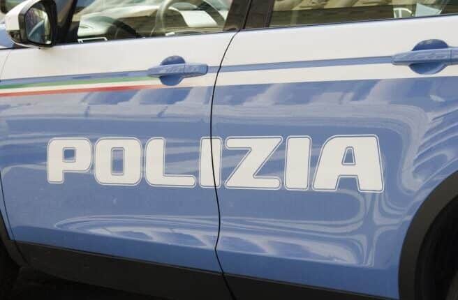 Milano, insegnante fugge ai controlli della Polizia e viene arrestato