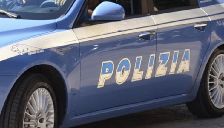Torino, si impossessa della borsa di una donna: arrestato da un poliziotto libero dal servizio