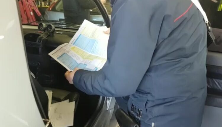 CENTRO - I Carabinieri durante le attività (3)