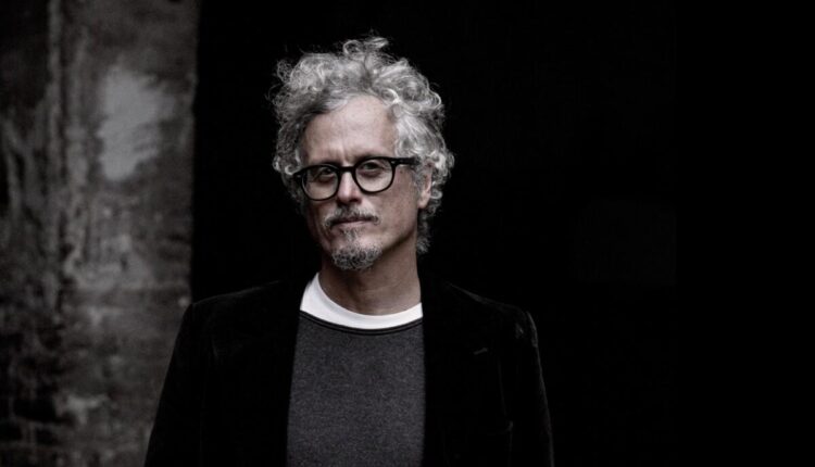 Modena, Niccolò Fabi sarà uno dei tre artisti ospiti alla Tenda