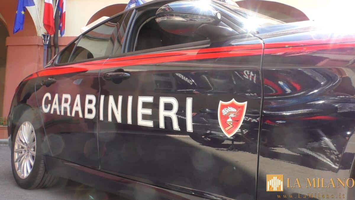 Tortona (AL), pattuglia dei Carabinieri soccorre un automobilista colto da malore