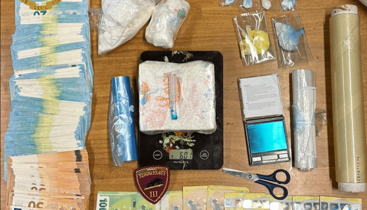 Barriera di Milano (TO), arrestato un quarantacinquenne con quasi 800 grammi di cocaina e 8700 euro in contanti