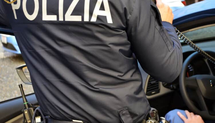 Milano, arrestato per furto aggravato dalla Polizia di Stato