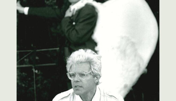 Bologna, il 28 febbraio all'Arena del Sole Massimo Marino presenta il libro "Il Poeta d'Oro"