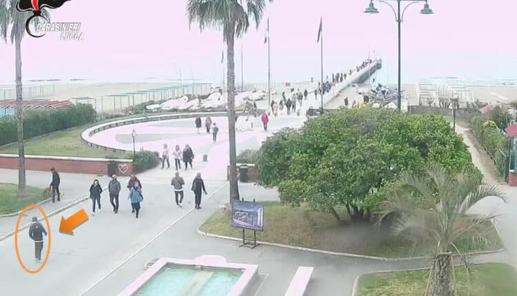 Viareggio (LU), rapinarono un orologio a Forte dei Marmi: i Carabinieri di Viareggio arrestano 3 pregiudicati napoletani