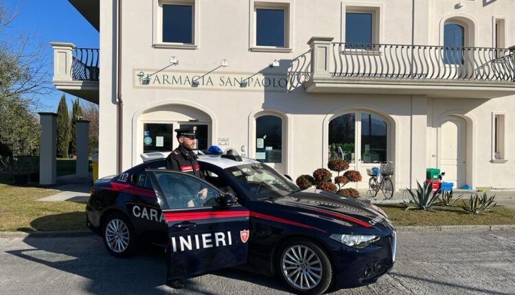 Lucca, arrestato dai Carabinieri il rapinatore della farmacia San Paolo