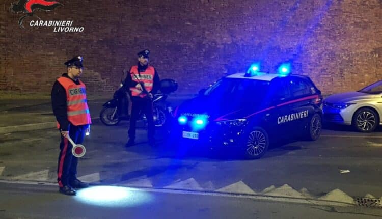 Cecina (LI), i controlli dei Carabinieri contro l’uso di droghe e l’abuso di alcool