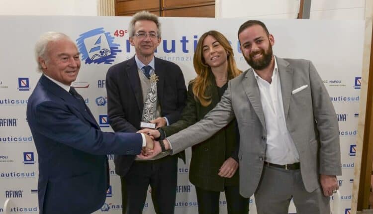 Napoli, troppa poca importanza all’economia del mare: il Sindaco la pone al centro dell'amministrazione. 