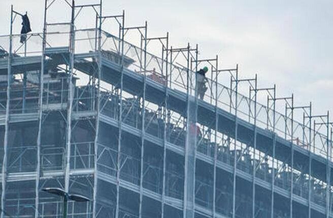 Macerata, smantellata un'associazione a delinquere che operava truffando sul bonus del 110%