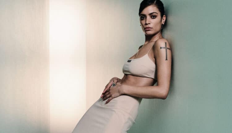 Elodie conquista il palco dell’Ariston con il suo brano DUE