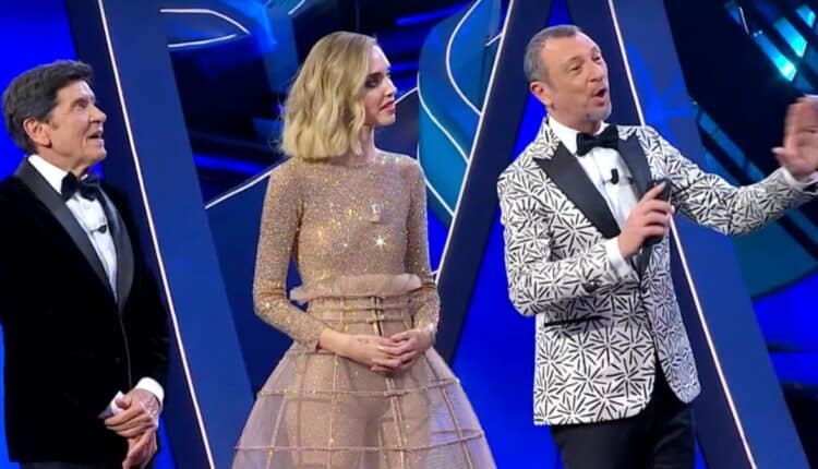 Sanremo 2023: la prima serata registra quasi 11 milioni di spettatori. Blanco infuriato distrugge il palco