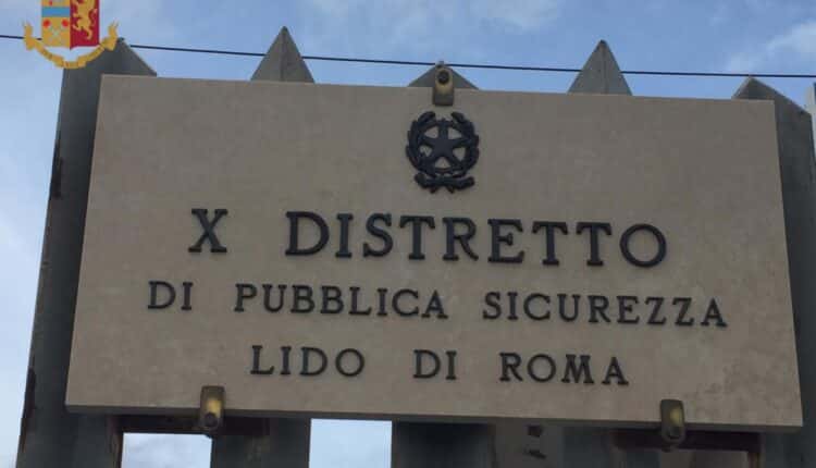 Ostia (RM), dopo una rapida ed articolata attività d’indagine, la Polizia di Stato ha arrestato un 58enne italiano gravemente indiziato del reato di estorsione