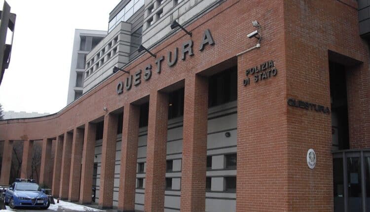 Lecco, aggredisce e rapina la ex fidanzata: arrestato dalla polizia di Stato