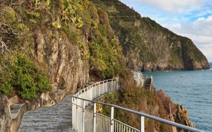 Liguria: 5,5 milioni di euro per il completamento dei lavori per la riapertura della Via dell'Amore nelle Cinque Terre