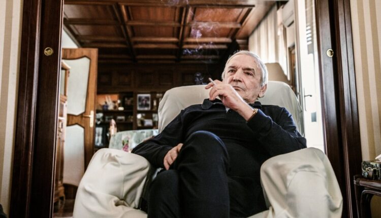 Cagliari: sarà intitolato a Gigi Riva il nuovo stadio della città. 