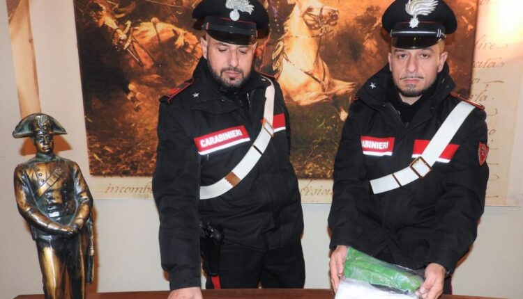 Bologna, trafficante di cocaina arrestato dai Carabinieri